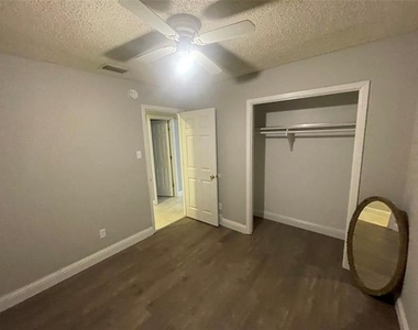 114 Crestridge Drive - Photo Thumbnail 15