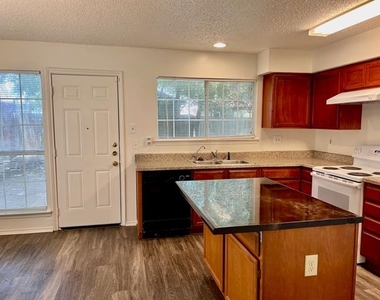 5202 Sherburne Drive - Photo Thumbnail 8