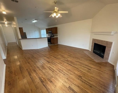 1428 Wind Dancer Trail - Photo Thumbnail 6