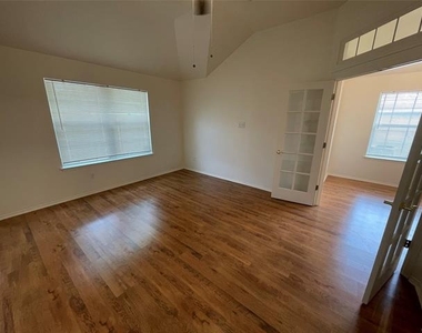 1428 Wind Dancer Trail - Photo Thumbnail 3