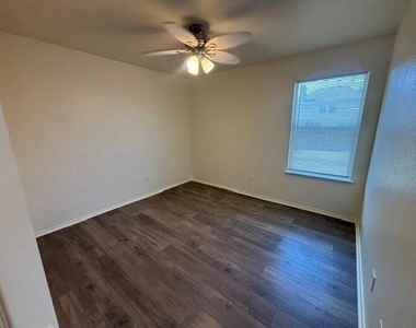 1428 Wind Dancer Trail - Photo Thumbnail 20