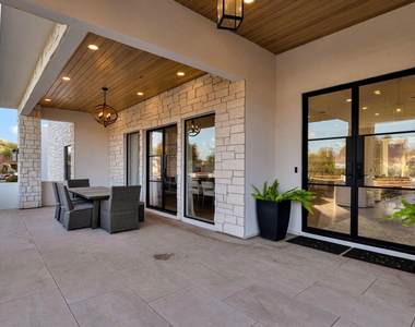 11842 N Miller Road - Photo Thumbnail 12