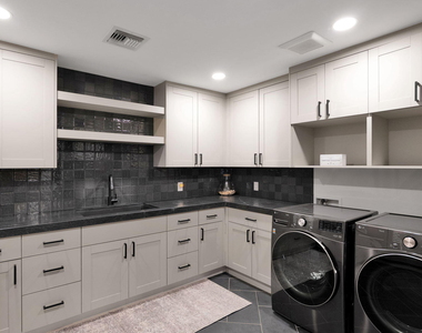 11842 N Miller Road - Photo Thumbnail 38