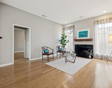 4031 Holland Avenue - Photo Thumbnail 3