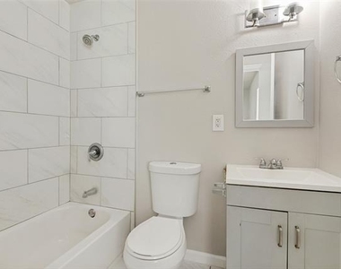3221 Ridgeview Circle - Photo Thumbnail 9