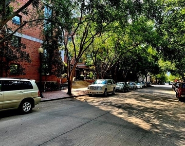 3110 Thomas Avenue - Photo Thumbnail 1