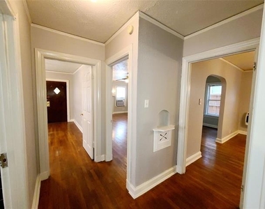 5707 Ross Avenue - Photo Thumbnail 13