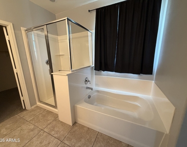 21887 N 181st Avenue - Photo Thumbnail 7