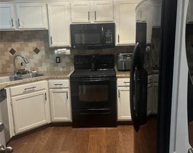 2084 Sundance Court - Photo Thumbnail 2