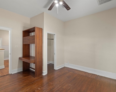 408 S College Street - Photo Thumbnail 13