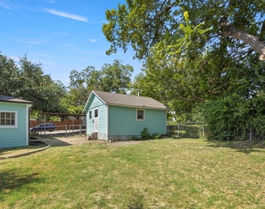 408 S College Street - Photo Thumbnail 17