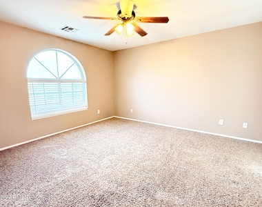 805 S Esmeralda -- - Photo Thumbnail 12