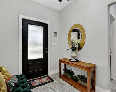 3101 S College Boulevard - Photo Thumbnail 6