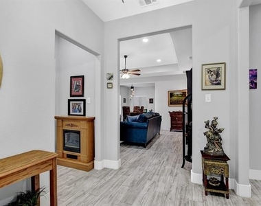 3101 S College Boulevard - Photo Thumbnail 5