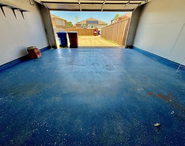 1217 Evergreen Street - Photo Thumbnail 20