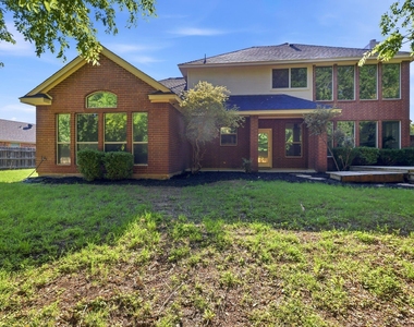 7000 Winthorp Drive - Photo Thumbnail 38