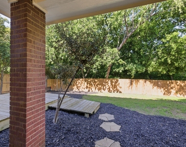7000 Winthorp Drive - Photo Thumbnail 35