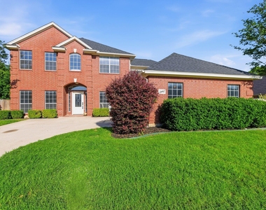 7000 Winthorp Drive - Photo Thumbnail 1
