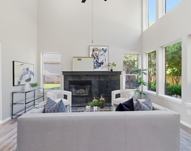 7000 Winthorp Drive - Photo Thumbnail 10