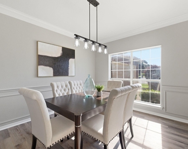 7000 Winthorp Drive - Photo Thumbnail 5