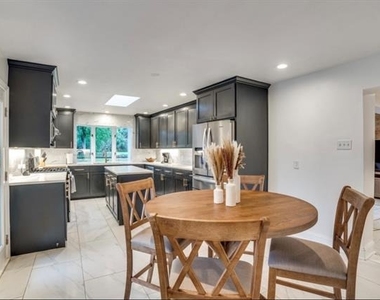 4804 Alan Dale Lane - Photo Thumbnail 9