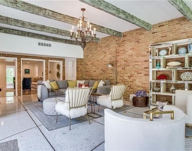 4804 Alan Dale Lane - Photo Thumbnail 12