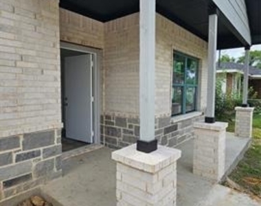 804 S Catherine Street - Photo Thumbnail 1