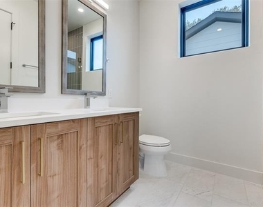 5609 Live Oak Street - Photo Thumbnail 13