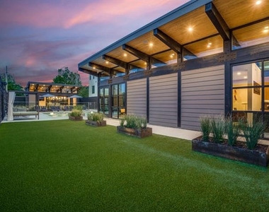 4718 Bryan Street - Photo Thumbnail 16