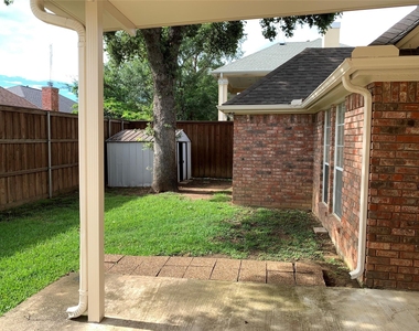 4914 Shadowood Road - Photo Thumbnail 20
