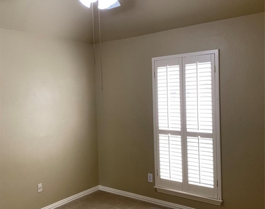 4914 Shadowood Road - Photo Thumbnail 25