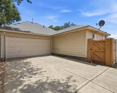 313 Pecos Trail - Photo Thumbnail 30