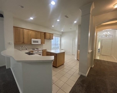 3406 Founders Trail - Photo Thumbnail 8