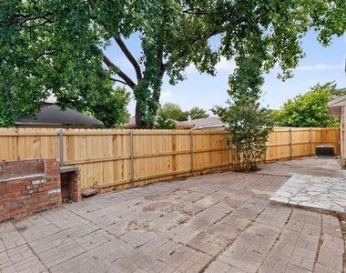 2521 Winter Oak Street - Photo Thumbnail 34
