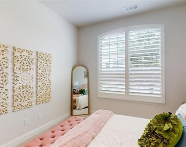 2912 Seattle Slew Drive - Photo Thumbnail 24