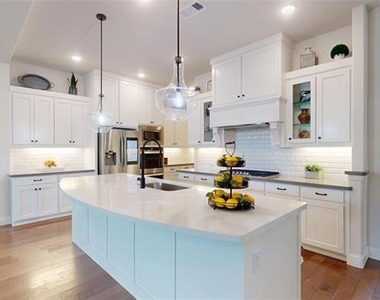 2912 Seattle Slew Drive - Photo Thumbnail 7
