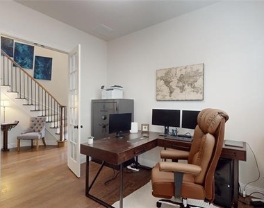 2912 Seattle Slew Drive - Photo Thumbnail 15