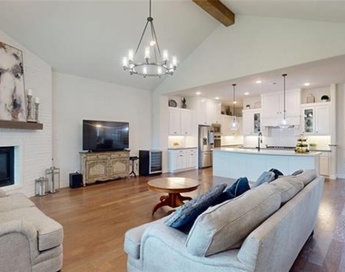 2912 Seattle Slew Drive - Photo Thumbnail 4