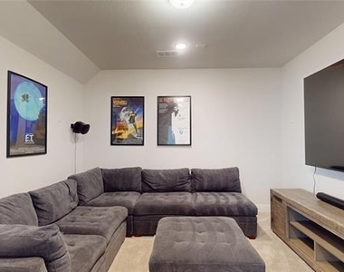 2912 Seattle Slew Drive - Photo Thumbnail 32