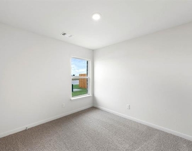 13429 Hang Fire Lane - Photo Thumbnail 9