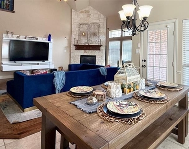 2150 Nocona Drive - Photo Thumbnail 8