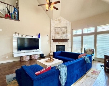 2150 Nocona Drive - Photo Thumbnail 6