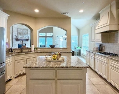 2150 Nocona Drive - Photo Thumbnail 9