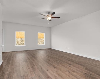 8304 Silverbow Drive - Photo Thumbnail 5