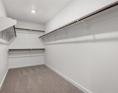 8304 Silverbow Drive - Photo Thumbnail 8