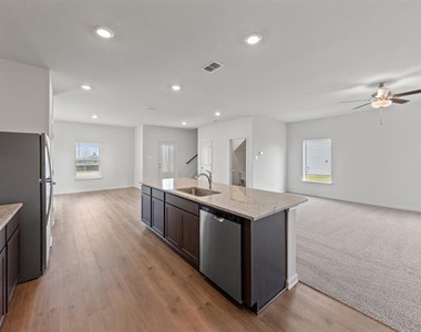 13528 Turtle Mountain Road - Photo Thumbnail 3