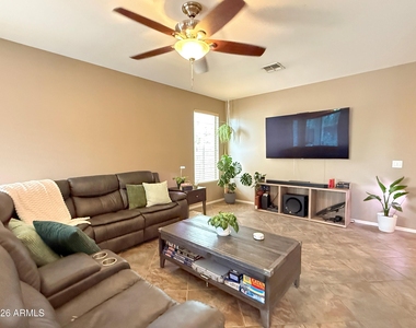 3622 E Morning Star Lane - Photo Thumbnail 3