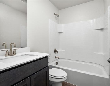 8316 White Wolf Trail - Photo Thumbnail 9