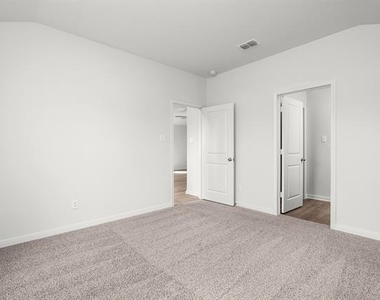 8316 White Wolf Trail - Photo Thumbnail 6