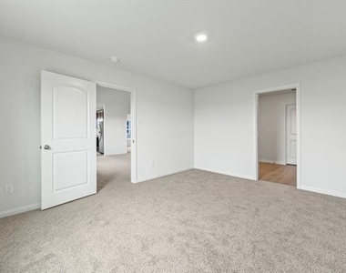 1313 Wind Drift Way - Photo Thumbnail 5